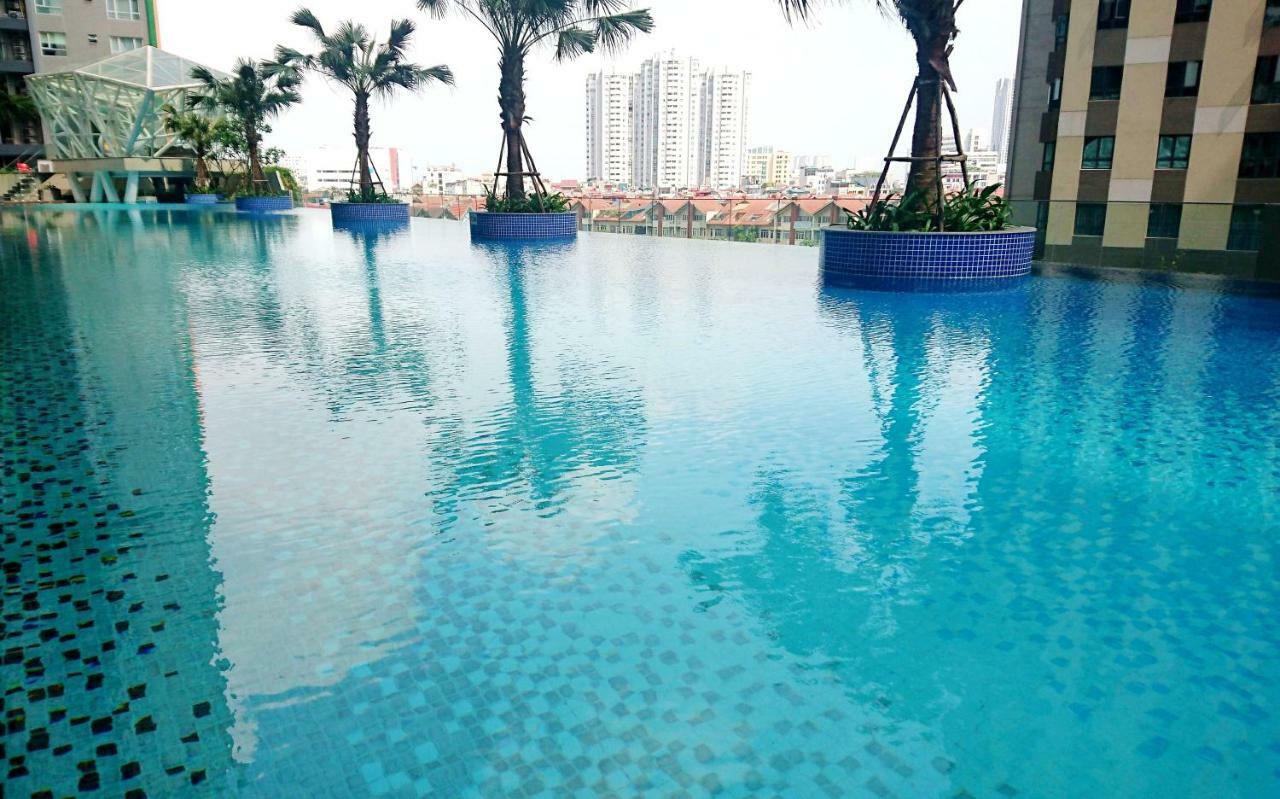 2Br Singapore'S Style Apartment, Gym And Infinity Swimming Pool Hanoi Esterno foto